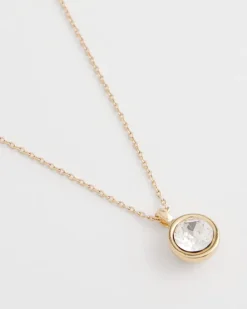 Bezel Set Pendant Goldtone Necklace