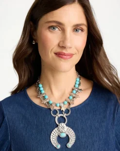 Chico’s Originals Short Pendant Necklace