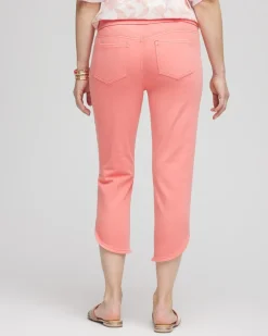 Pull-On Dolphin-Hemmed Capri Jeans
