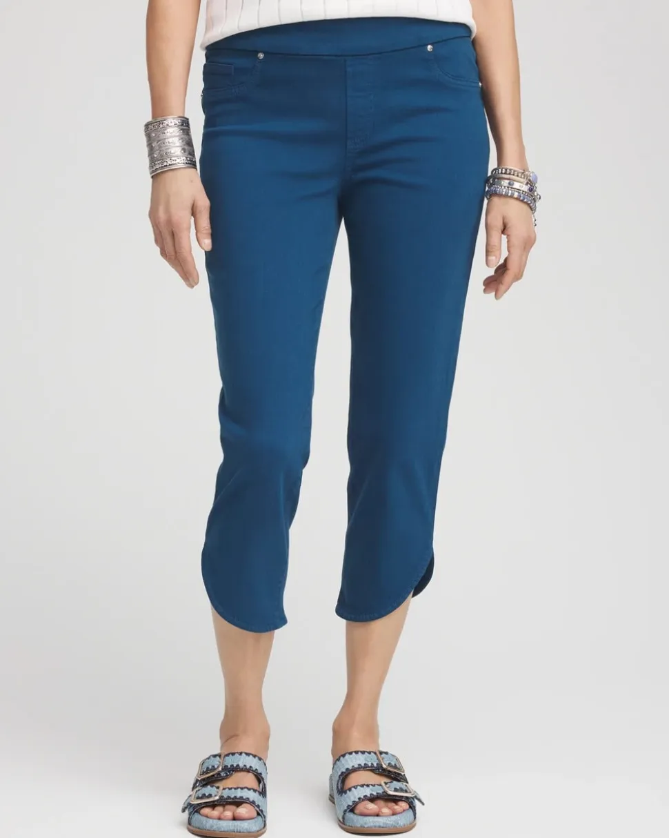 Pull-On Dolphin-Hemmed Capri Jeans