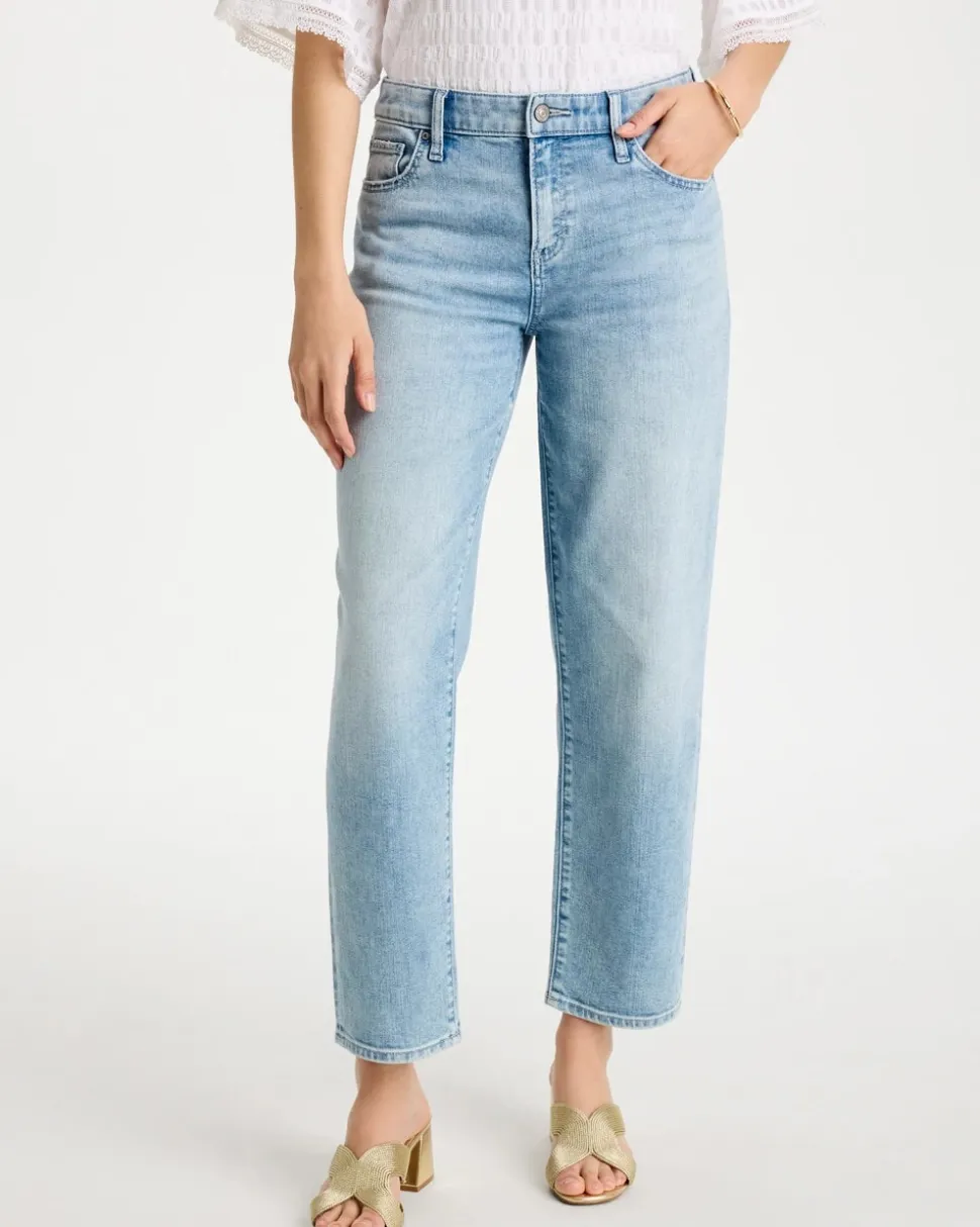 Relaxed Boyfriend Rolled Hem Jean