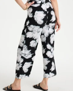 Travelers™ Knit Abstract Floral Cropped Pants