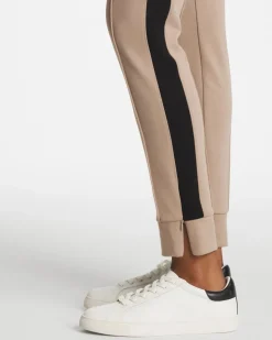 Zenergy® Double-Knit Contrast Ankle Pants